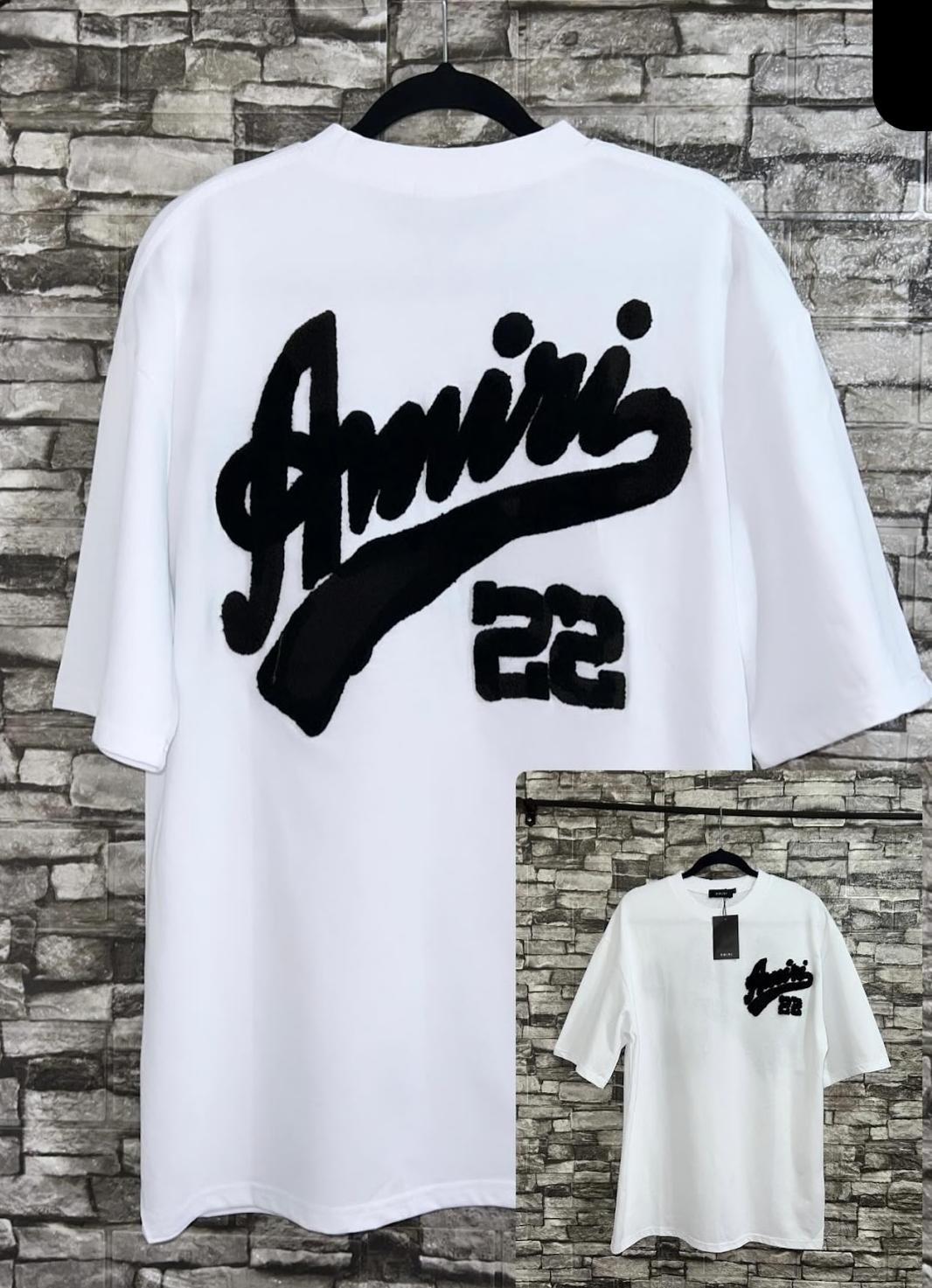 Amiri 22 Script Tee